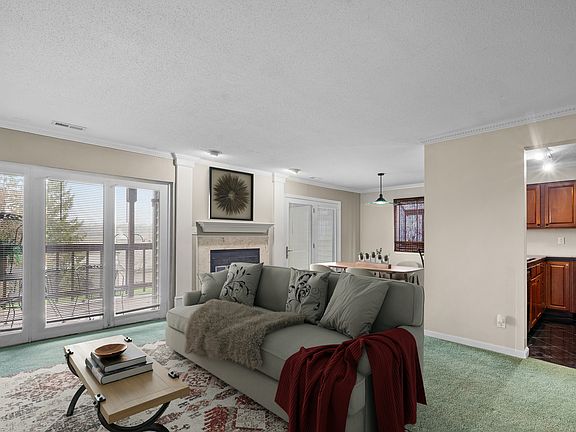 2nd image of 8158 Shorewalk Dr APT B