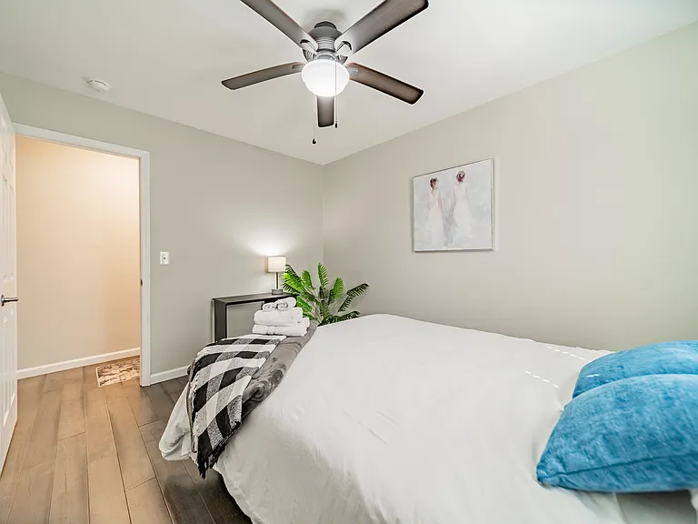 518 Parkwood Ave — Photo 22