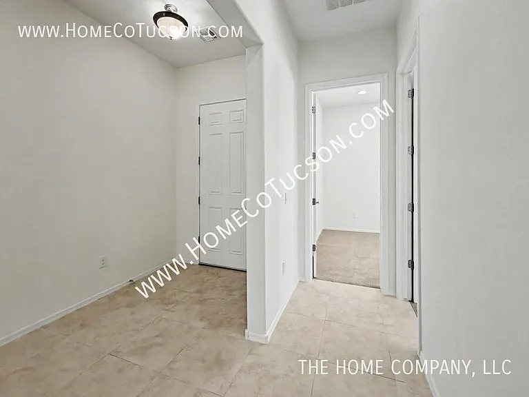38628 S Running Roses Ln — Photo 22