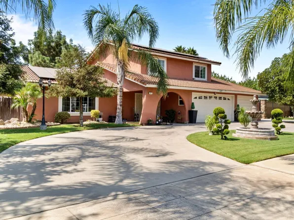 82 N Peach Ave, Clovis, CA 93612