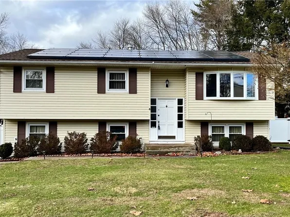 4 Scher Drive, New City, NY 10956