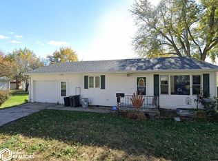 208 Jefferson St, Bedford, IA 50833