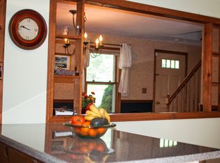 4 Birchwood Ter, Ashburnham, MA 01430