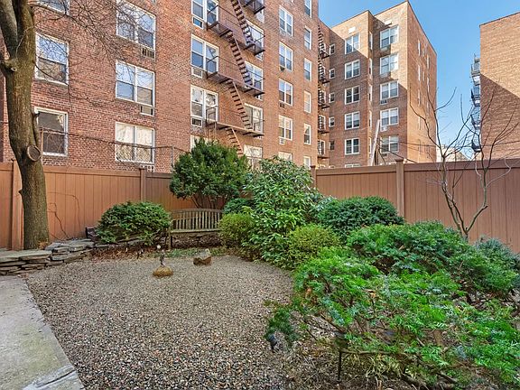 3rd image of 3040 29th St