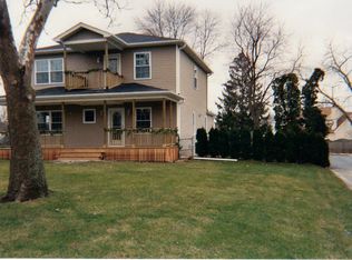 221 W Rust Trl, Willow Springs, IL 60480