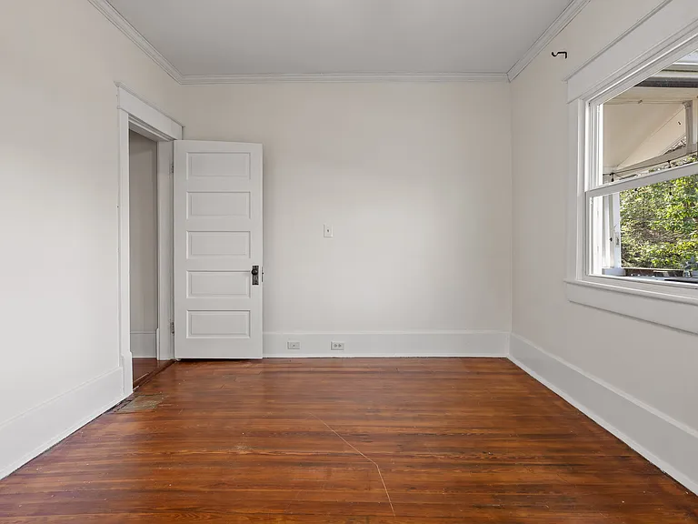 2600 Campbell St — Photo 13