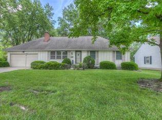 8901 Foster Ln, Overland Park, KS 66212