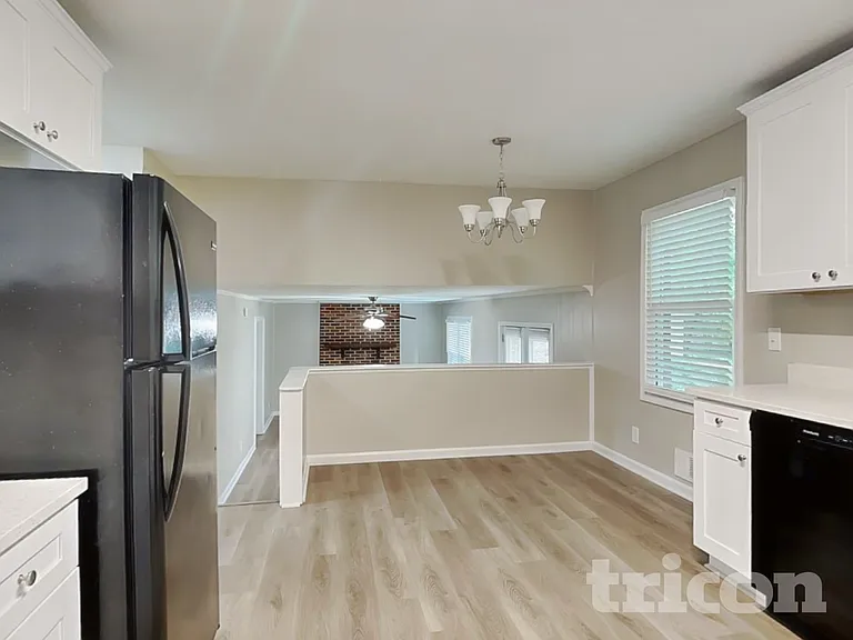 3319 Old Salem Rd SE — Photo 6