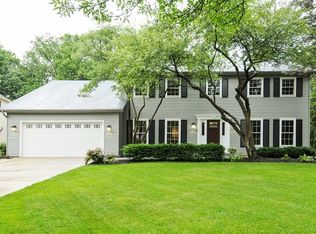 1116 Honest Pleasure Dr, Naperville, IL 60540