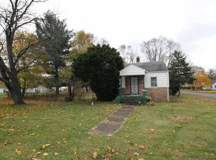 19490 Burke St, South Bend, IN 46637