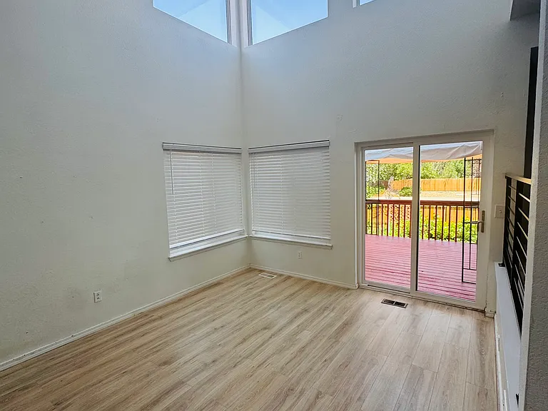 8510 Golden Eye Dr — Photo 18