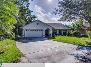 3702 NW 59th St, Coconut Creek, FL 33073
