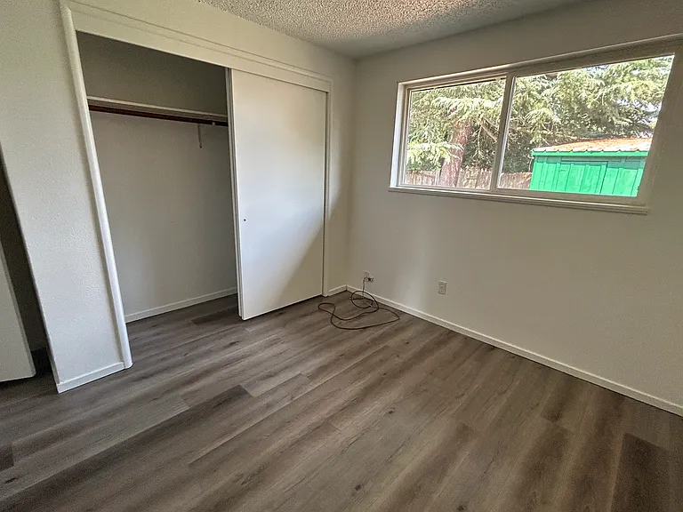 568 Cinderella Loop — Photo 6