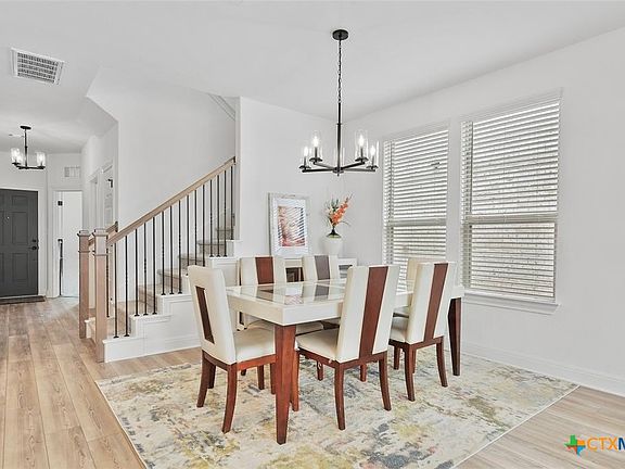5th image of 1305 Crescent Ln