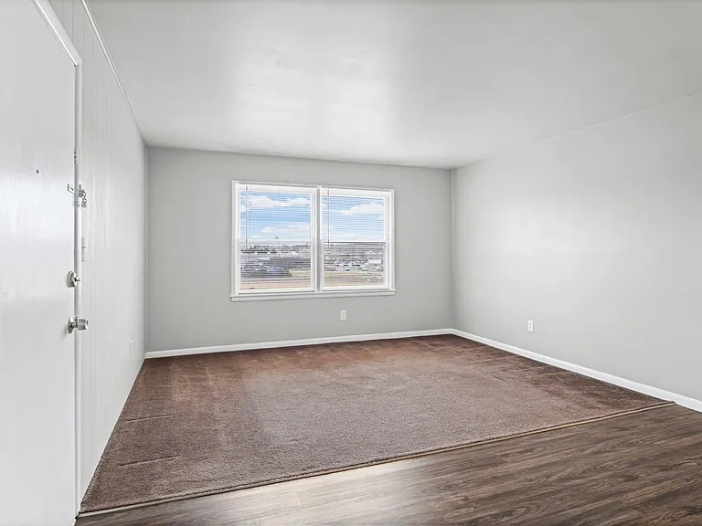 One Forty Flats — Photo 107