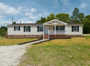 307 Old Folkstone Rd, Holly Ridge, NC 28445