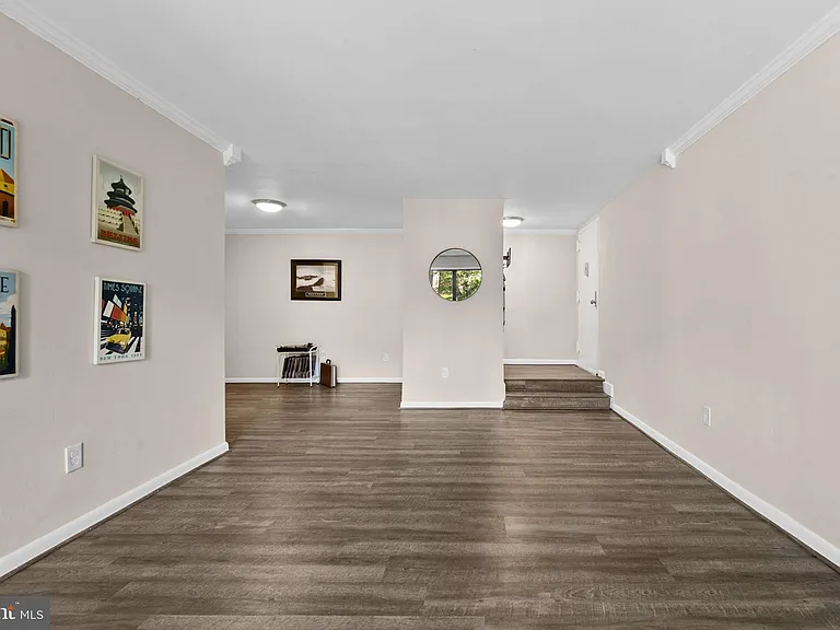 11240 Chestnut Grove Sq #157 — Photo 38