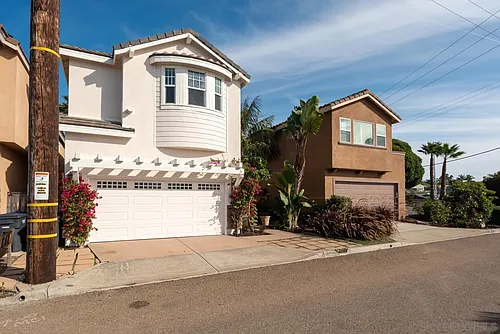 409 N Cedros Ave Photo 1
