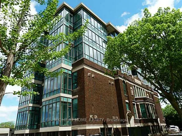 50 Murray St W #102, Hamilton, ON L8L 1B3