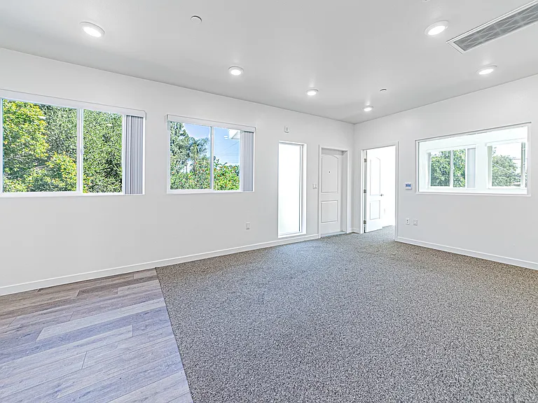 5912 Satsuma Ave #1 — Photo 7