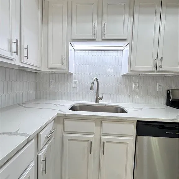 4003 Overland Trl — Photo 13