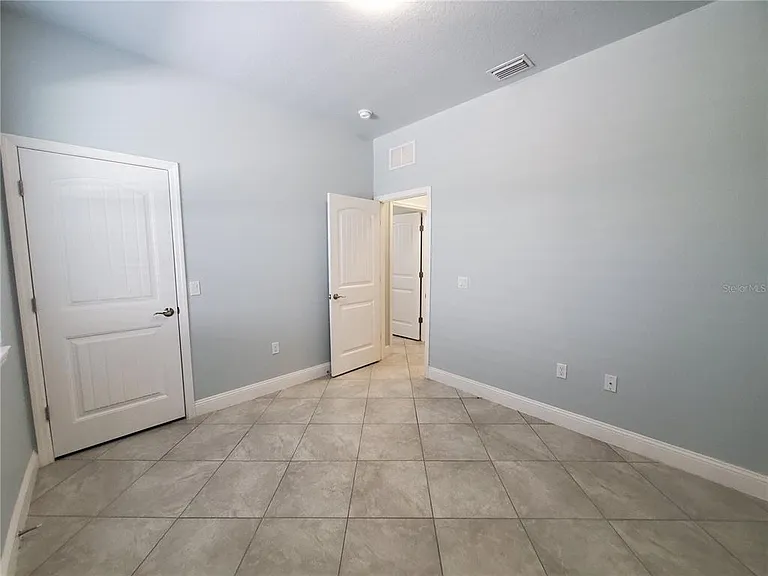 7 Empire Ln #B — Photo 10