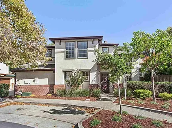 2 Cohen Ct, Alameda, CA 94501