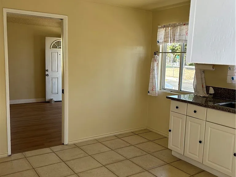 669 W Ofarrell St — Photo 9