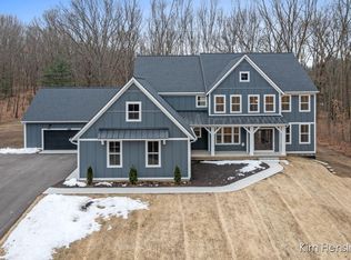 8674 Bentham Ct, Rockford, MI 49341