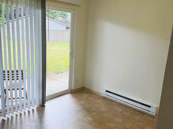 3rd image of 700 W Maple St APT C3