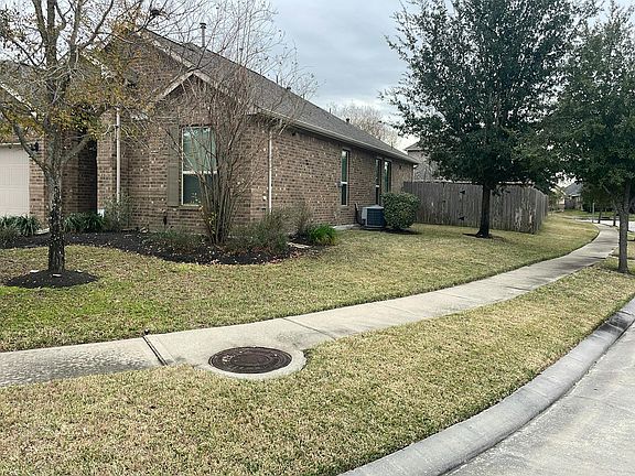 2nd image of 3606 Gable Landing Ln