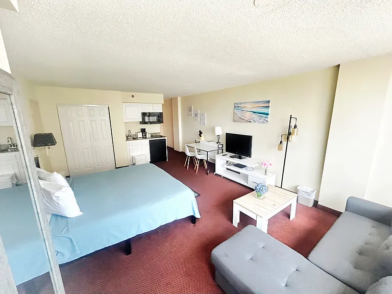 1909 S Atlantic Ave #504 — Photo 3