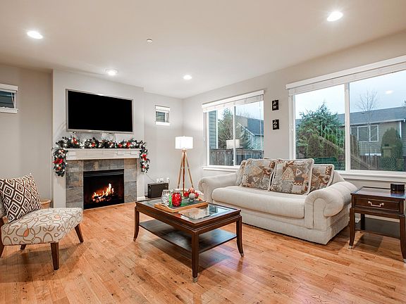 Great room - large view windows of backyard
