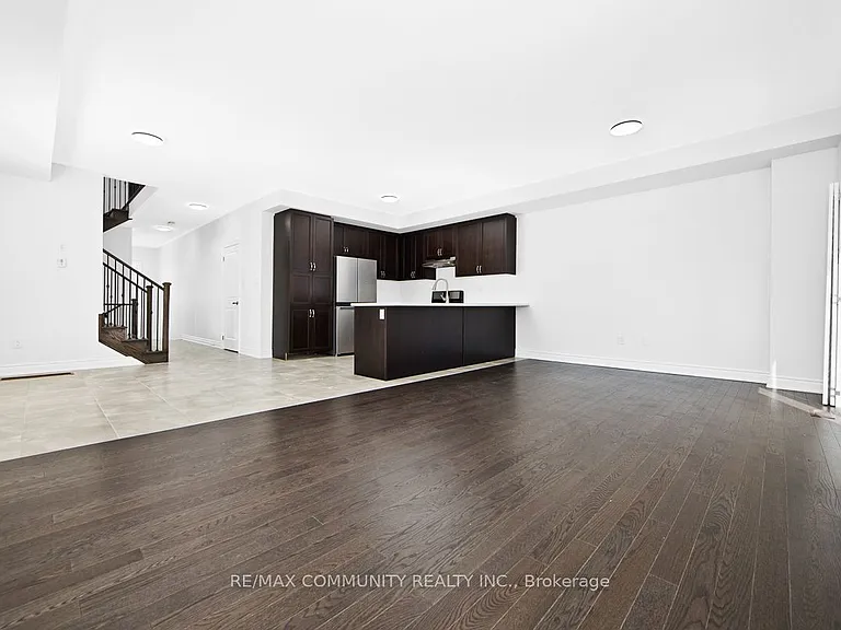 33 Liam Ln — Photo 6