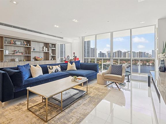 4th image of 3640 Yacht Club Dr APT 1007