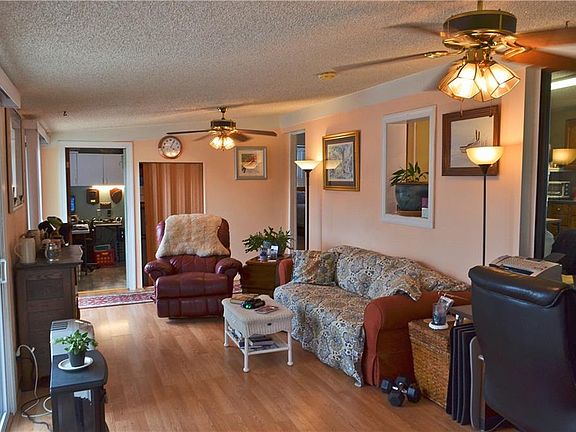 5th image of 6162 Parkway E
