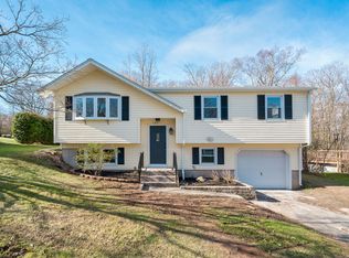 142 Knob Hill Rd, Meriden, CT 06451