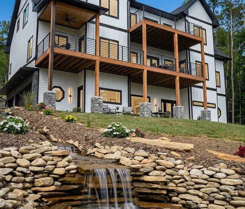 1st image of 74 Jeranna Rd