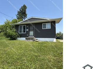 3211 Chambers St, Flint, MI 48507