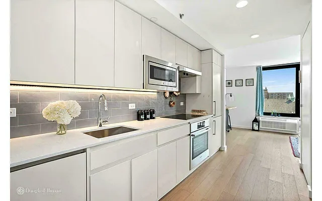 Rented by Douglas Elliman | media 3