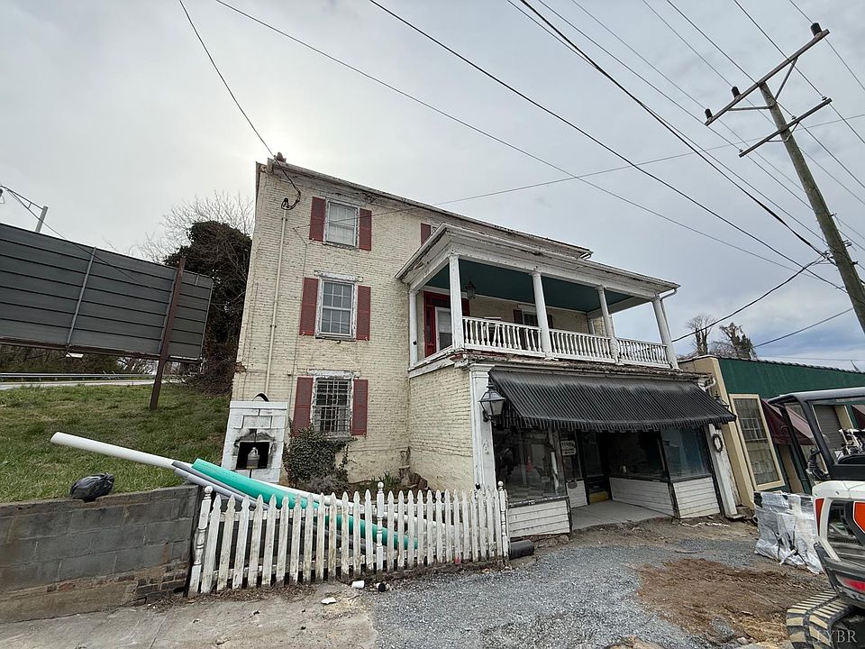 1st image of 1421 Main St