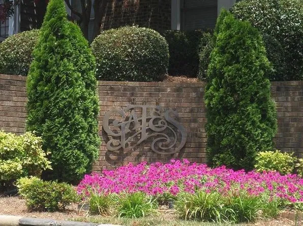 7230 Meeting St, Charlotte, NC 28210