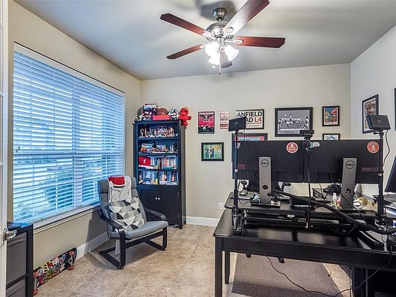 5th image of 2209 Gulfstream Dr