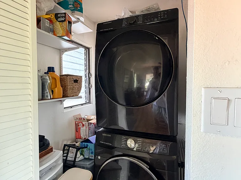 1326 Aulepe St #2 — Photo 6