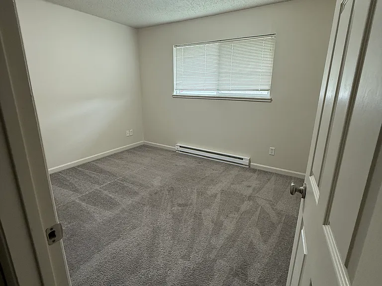 14531 SE Powell Blvd #4 — Photo 7