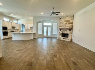 124 Woodway Bnd, Georgetown, TX 78628