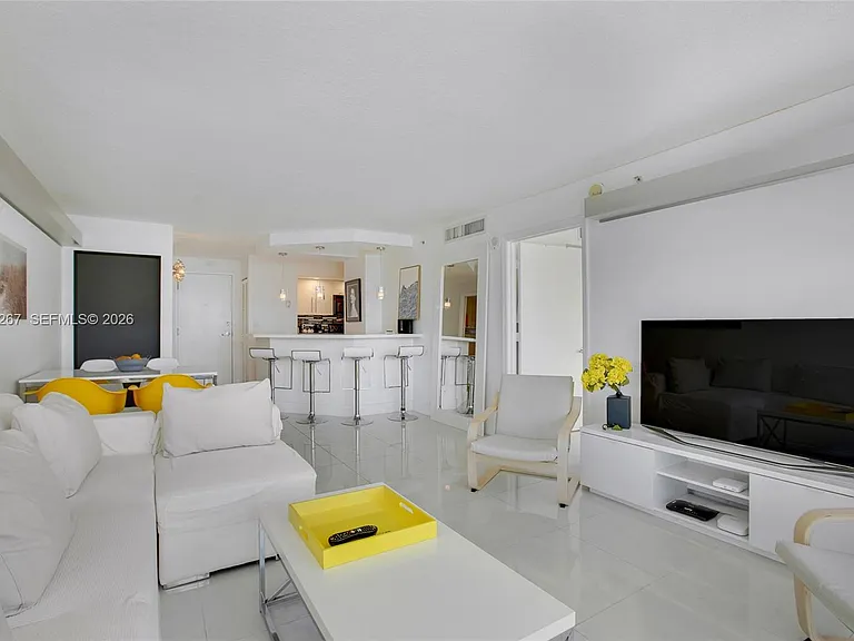 6917 Collins Ave #820 — Photo 9