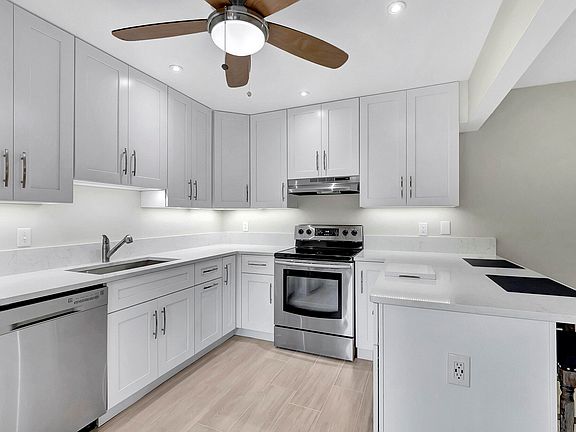 2nd image of 865 NW 29th Avenue #B