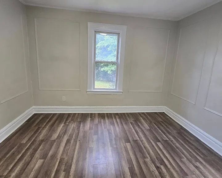 81 Montgomery Ave #2L — Photo 4