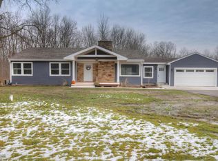 8042 Hanna Lake Ave SE, Caledonia, MI 49316